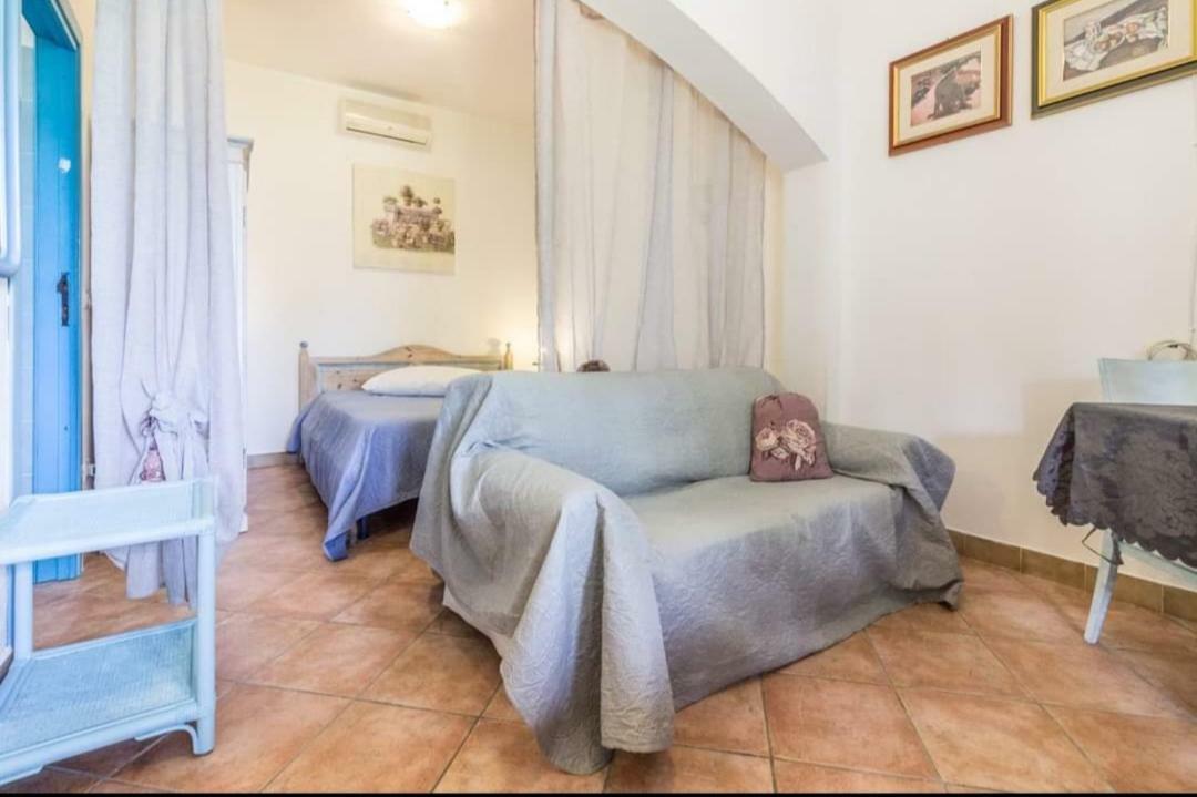 Il Falco Casa Vacanze - Cugnana - Porto Rotondo Exterior photo